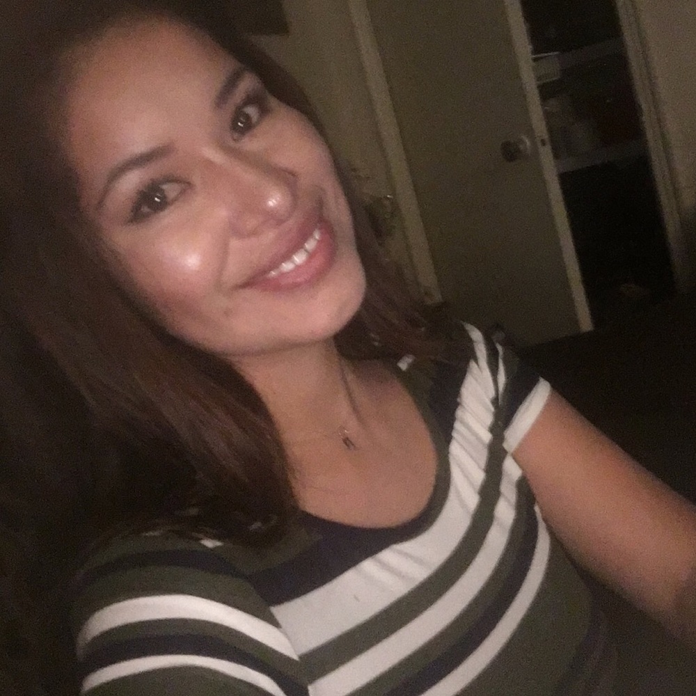 Meet your Posher, Neiza